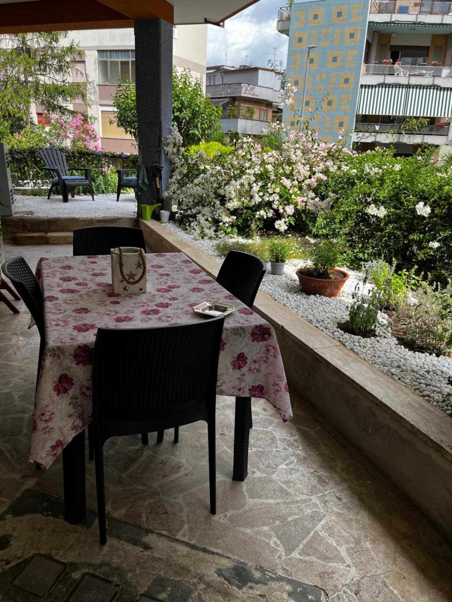 Casetta Romana Bagian luar foto